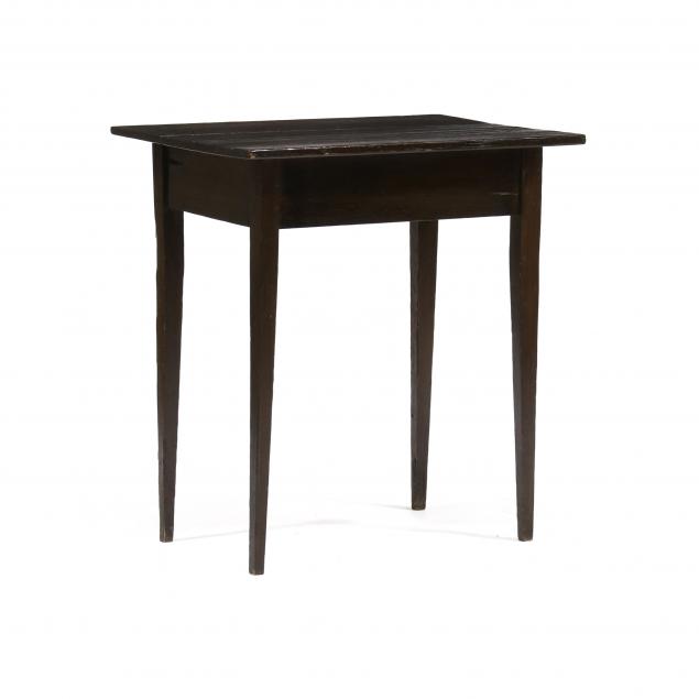 north-carolina-federal-yellow-pine-side-table