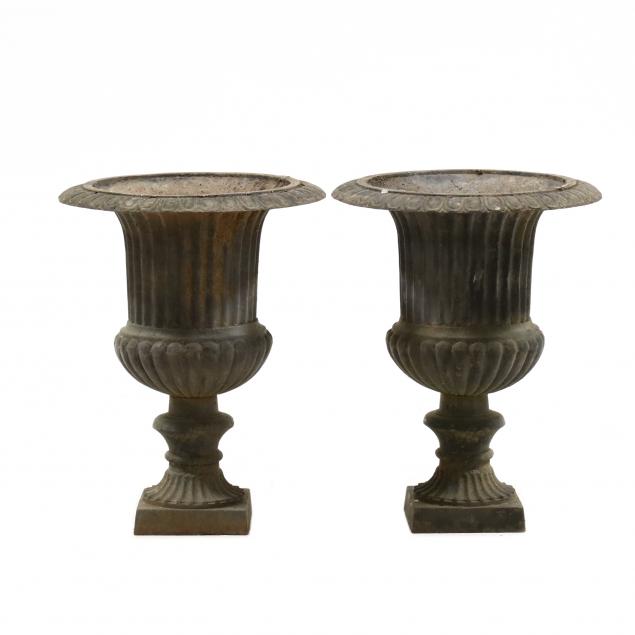 pair-of-classical-style-cast-iron-garden-urns