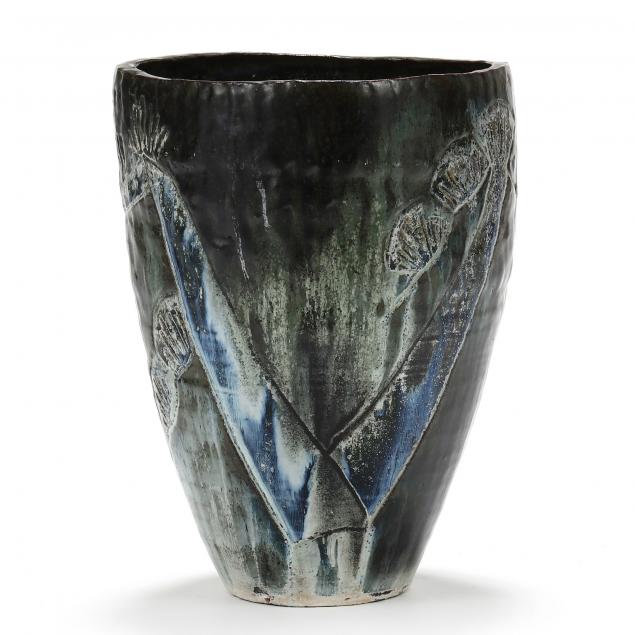 a-large-japanese-pottery-vase-with-pine-trees