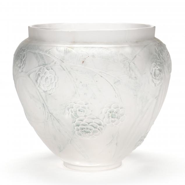 rene-lalique-france-1860-1945-i-nefliers-i-glass-vase