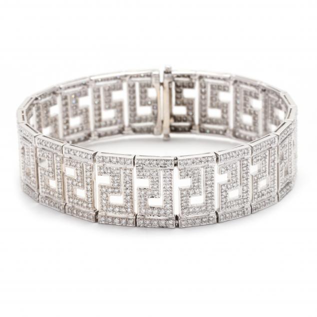 white-gold-and-diamond-greek-key-motif-bracelet