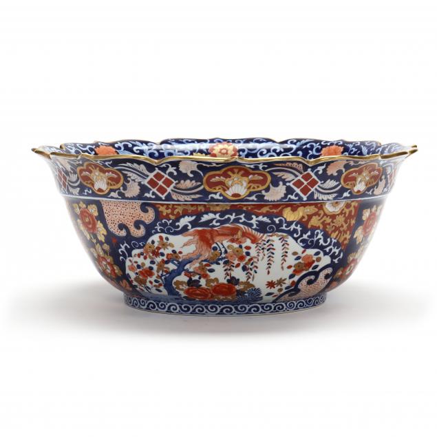 a-large-japanese-porcelain-imari-punch-bowl