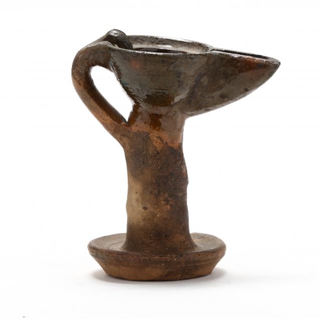 nc-pottery-raised-one-handled-oil-lamp