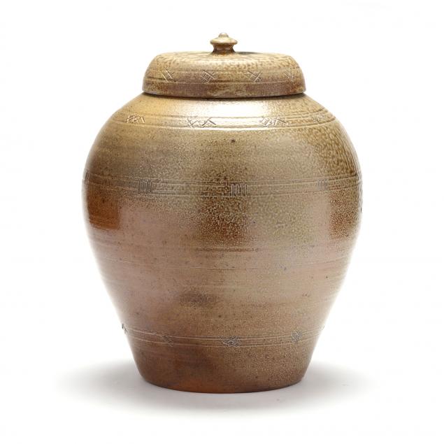 jutown-pottery-pamela-owens-moore-county-nc-b-1958-large-lidded-jar