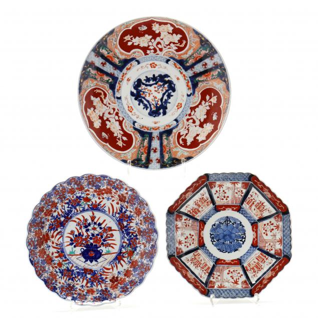 three-japanese-imari-porcelain-chargers