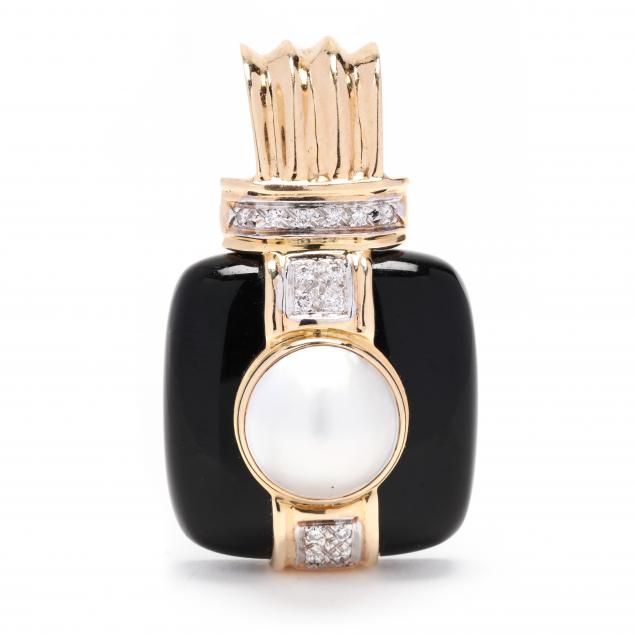 gold-mabe-pearl-diamond-and-onyx-enhancer