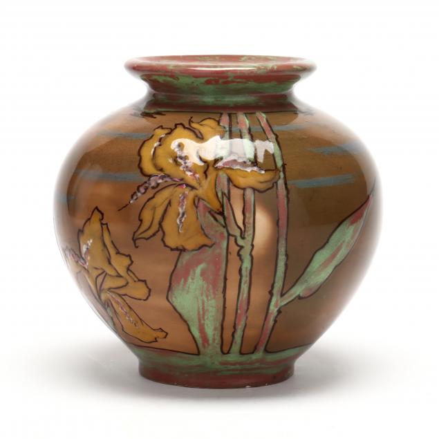 amphora-art-nouveau-vase