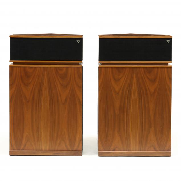 pair-of-klipsch-klipschorn-loudspeakers