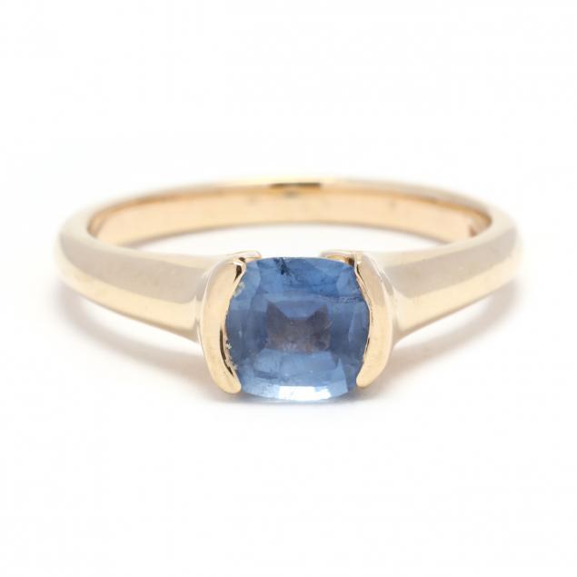 gold-and-sapphire-ring