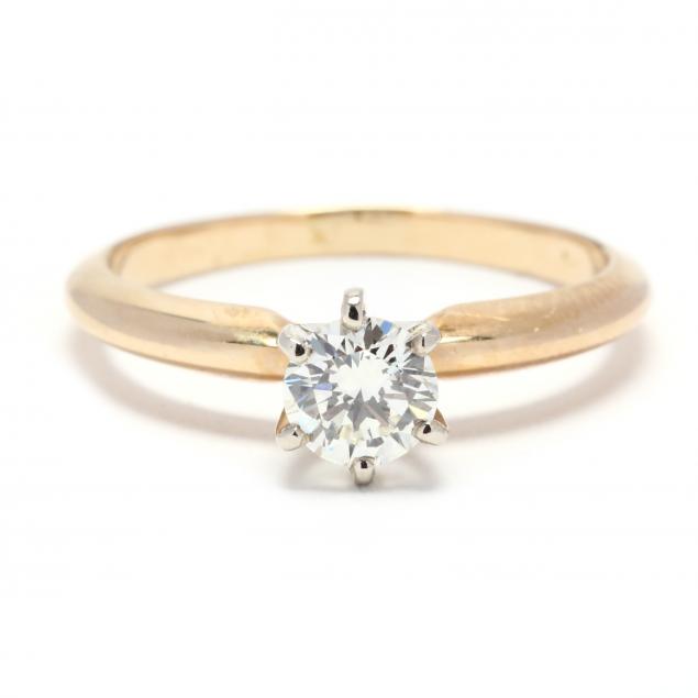 gold-and-diamond-ring