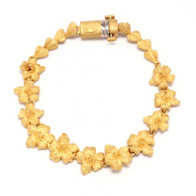 high-karat-gold-floral-motif-bracelet