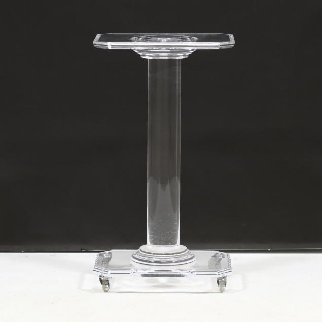 lucite-display-pedestal