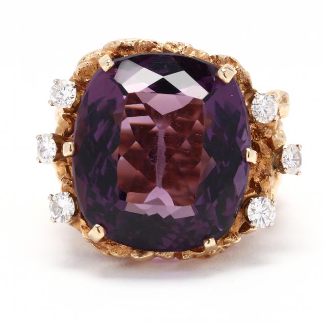 gold-amethyst-and-diamond-ring