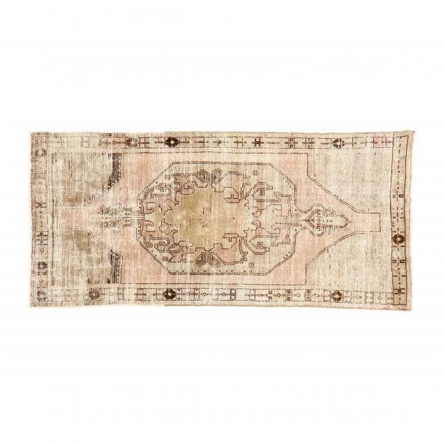 handwoven-semi-antique-oriental-rug