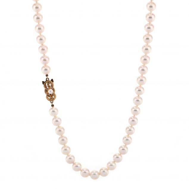 pearl-necklace-with-gold-and-pearl-clasp-mikimoto