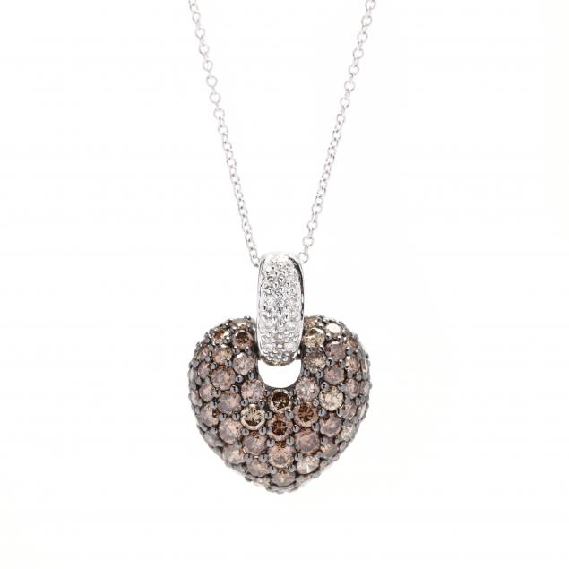 white-gold-and-diamond-heart-necklace
