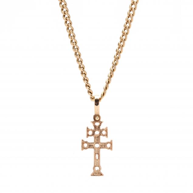 gold-cross-pendant-necklace