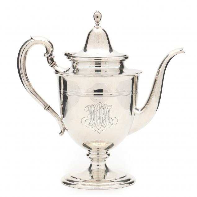 american-colonial-style-sterling-silver-coffee-pot