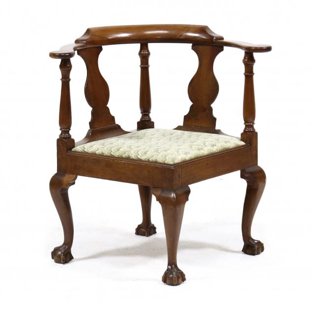 mid-atlantic-chippendale-mahogany-corner-chair