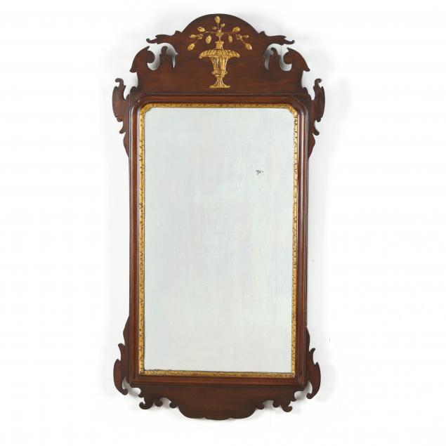 chippendale-carved-and-gilt-mirror