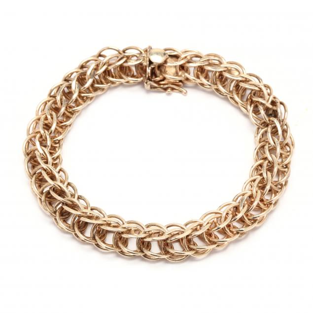 gold-charm-bracelet