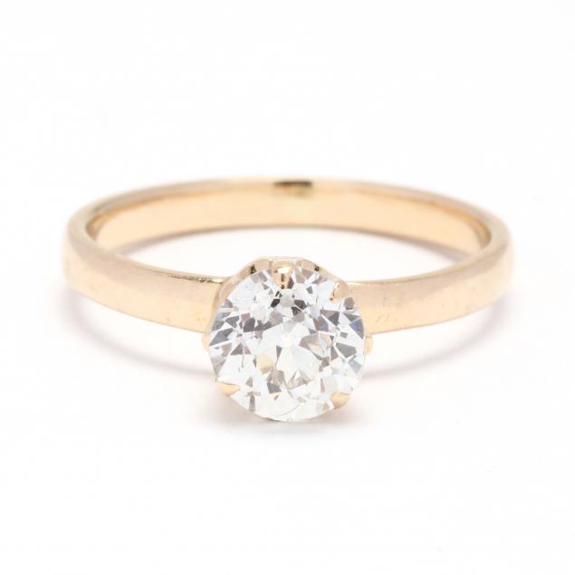 gold-and-diamond-ring