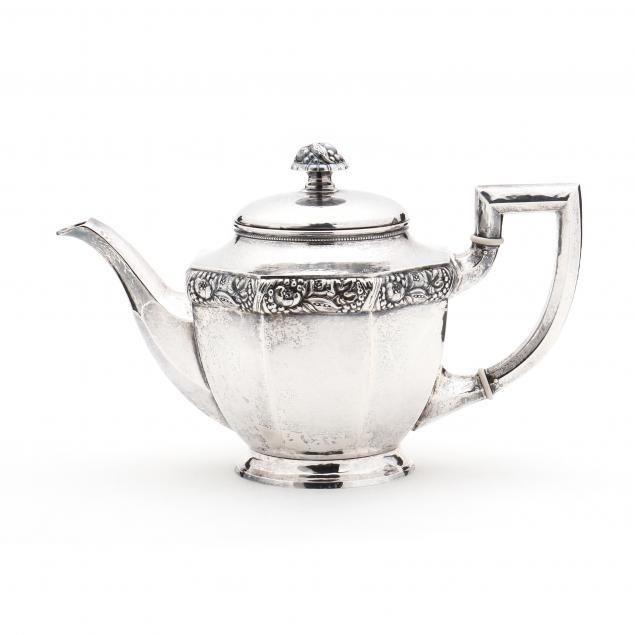 german-800-hammered-silver-teapot