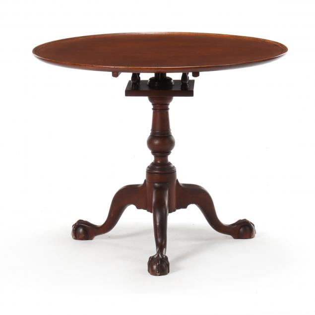 philadelphia-chippendale-mahogany-dish-top-tilt-top-tea-table