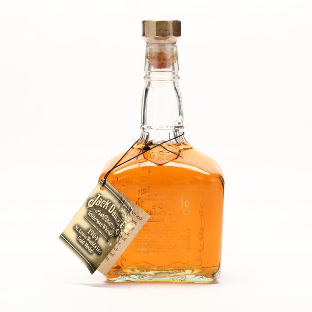 jack-daniels-1904-gold-medal-tennessee-whiskey