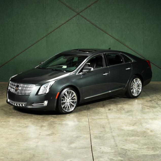 one-owner-2014-cadillac-xts-platinum-collection