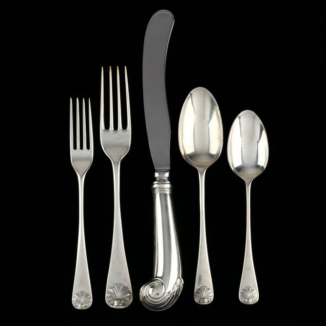 stieff-i-williamsburg-shell-i-sterling-silver-flatware-service-for-eight