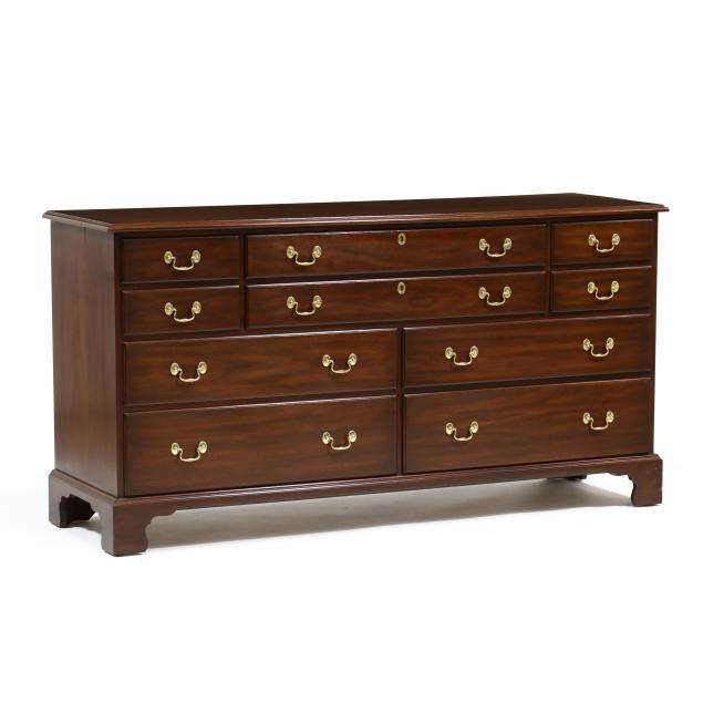 henkel-harris-mahogany-chippendale-style-double-dresser