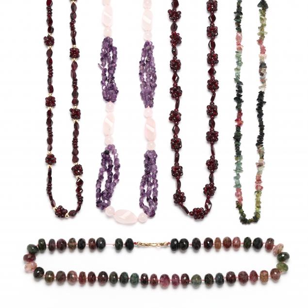 five-bead-necklaces