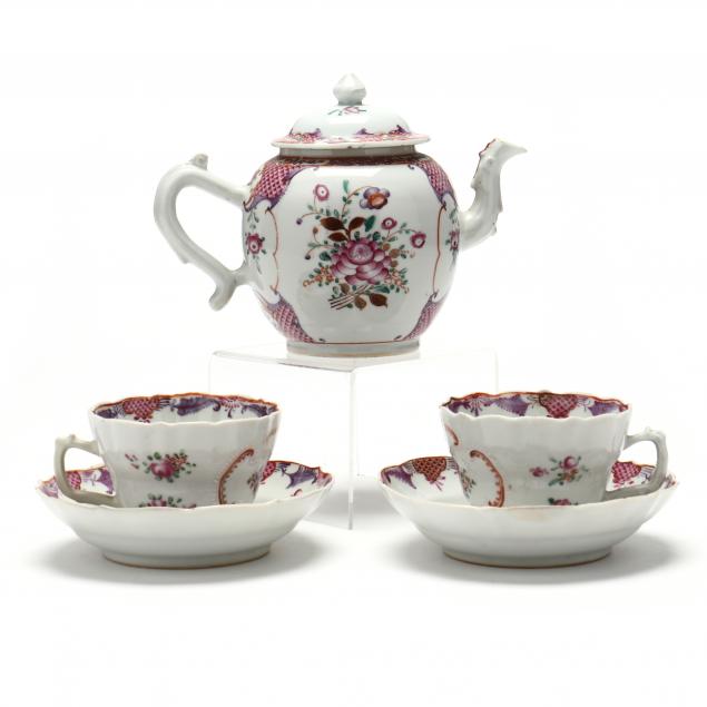 a-chinese-export-porcelain-partial-tea-set