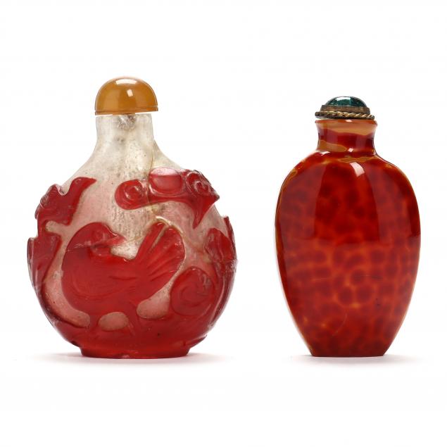 two-chinese-glass-snuff-bottles