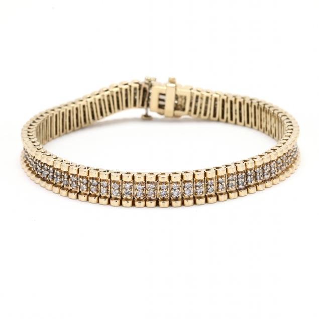 gold-and-diamond-bracelet