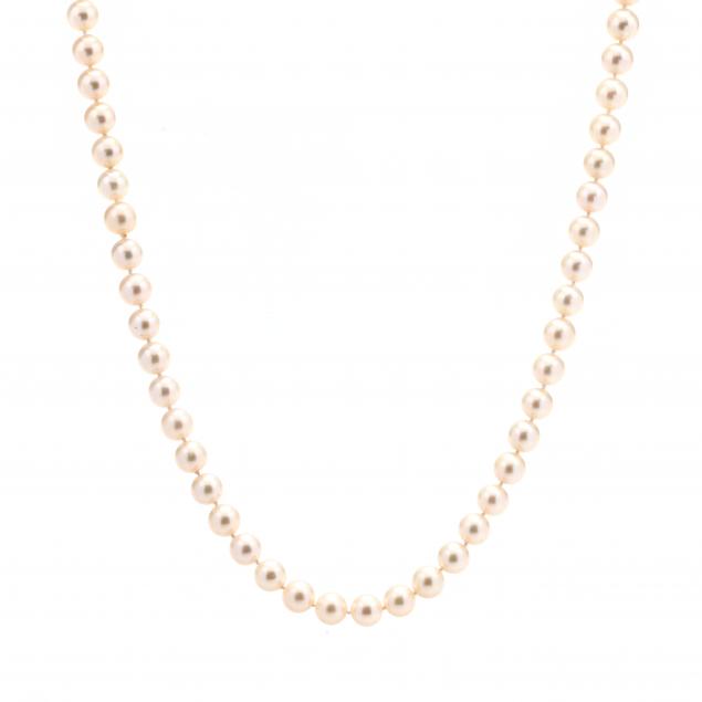 endless-strand-pearl-necklace