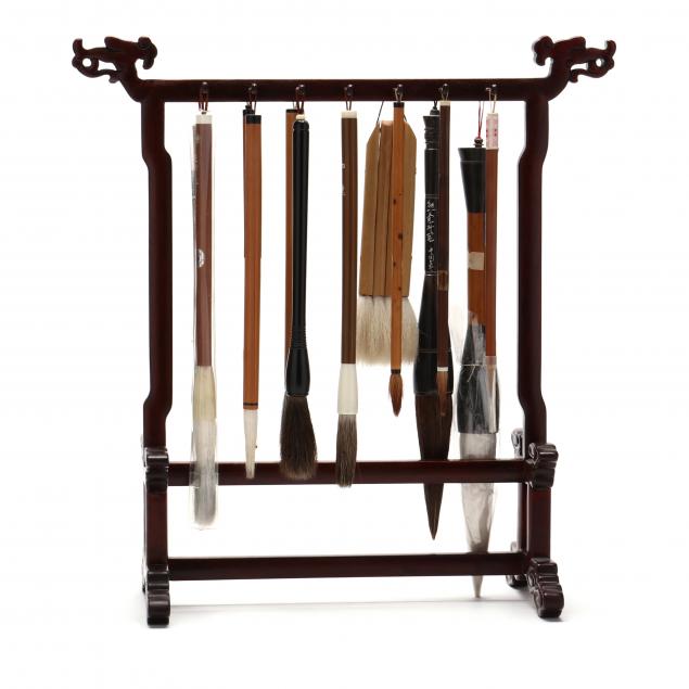 a-chinese-carved-wooden-calligraphy-brush-stand