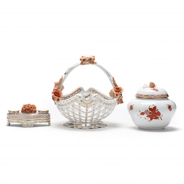 three-herend-i-chinese-bouquet-rust-i-accessory-pieces