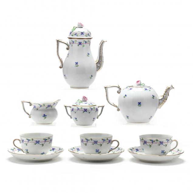 herend-i-blue-garland-i-tea-and-coffee-service