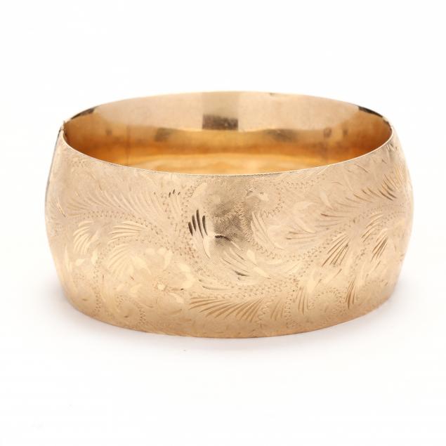 vintage-wide-gold-bangle-bracelet