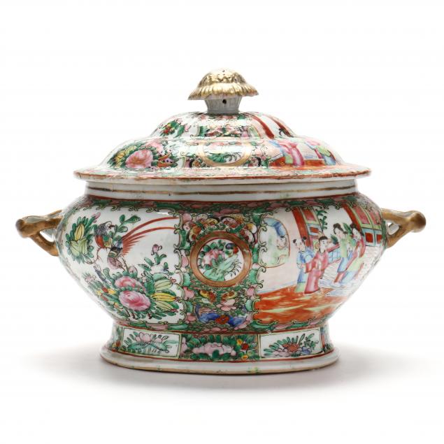 a-large-chinese-export-rose-medallion-soup-tureen