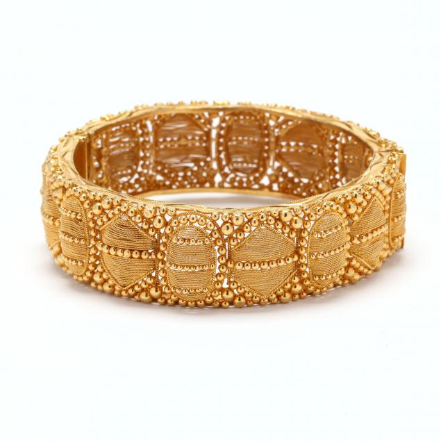 high-karat-gold-bracelet