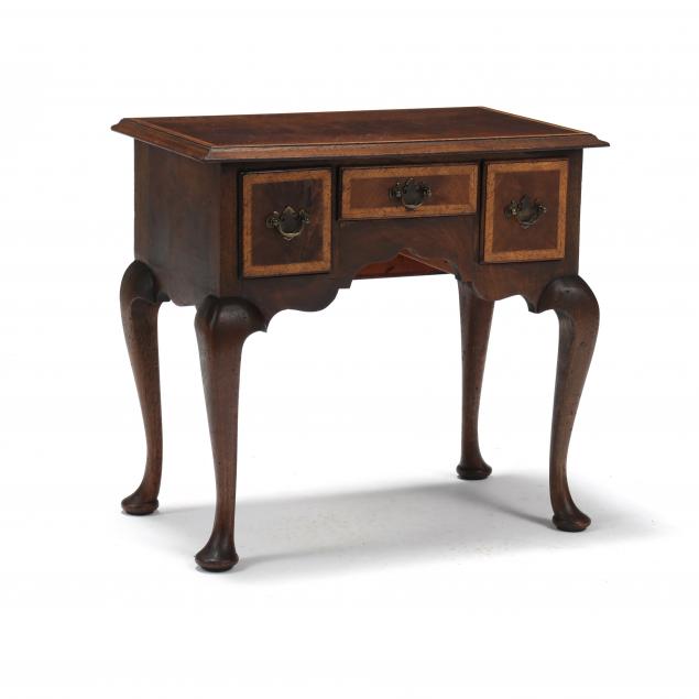 child-s-inlaid-mahogany-queen-anne-style-dressing-table