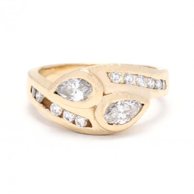 gold-and-diamond-ring