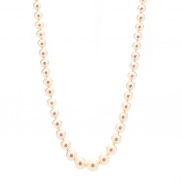 graduated-strand-pearl-necklace-with-white-gold-clasp-mikimoto