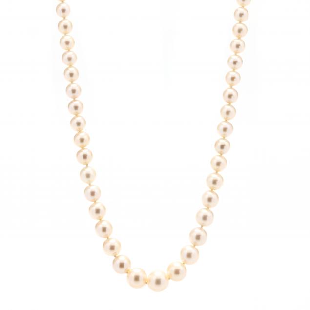 graduated-strand-pearl-necklace-with-white-gold-clasp-mikimoto