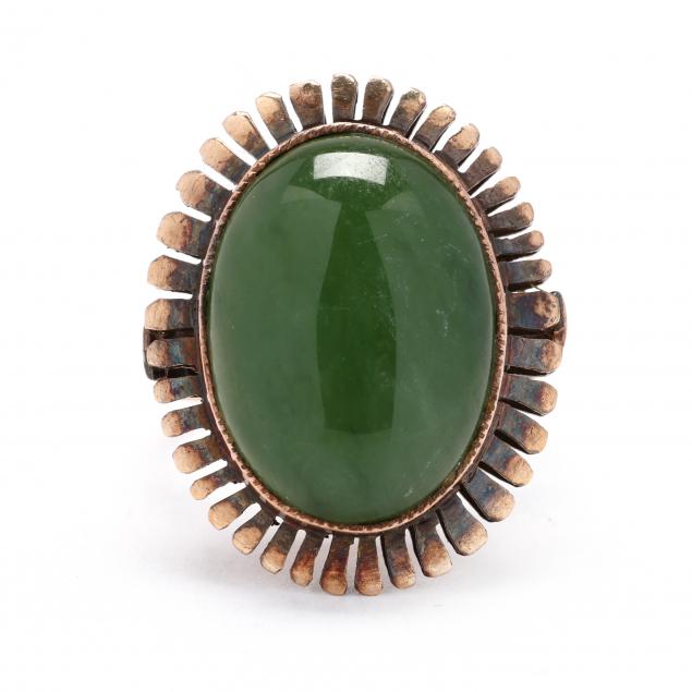 gold-and-cabochon-nephrite-jade-ring
