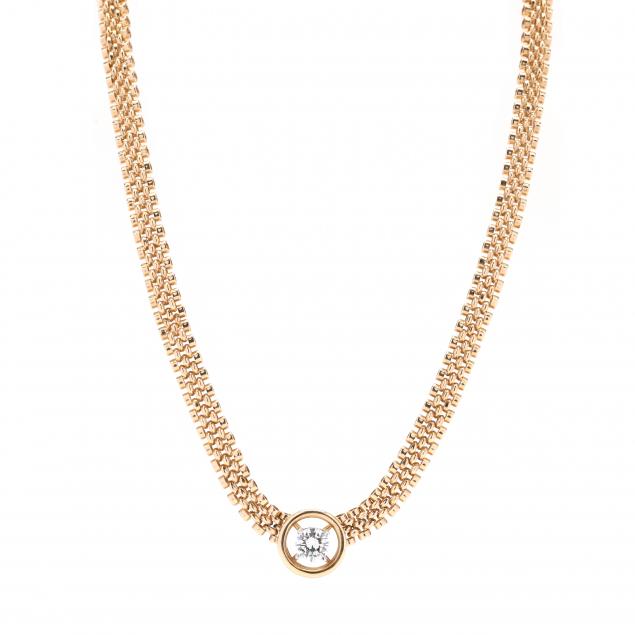 gold-and-diamond-necklace