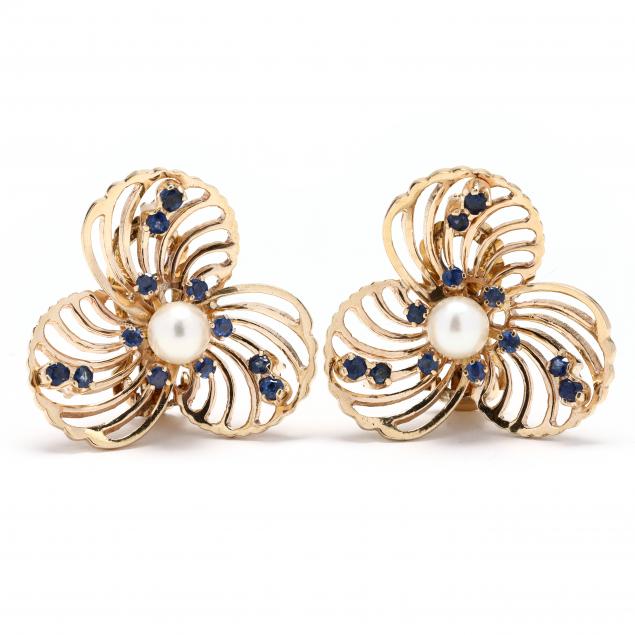 gold-pearl-and-sapphire-floral-motif-earrings